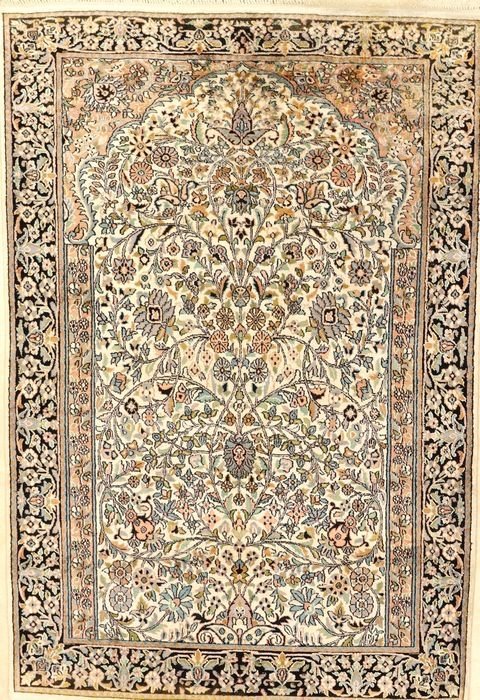 Indian Kashmir Handmade Carpet