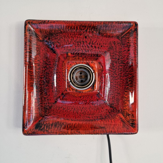 Image 1 of Lampada da parete rossa quadrata vintage - Lampada da parete in ceramica con smalto arancione/rosso - Germania anni '70 - Hu