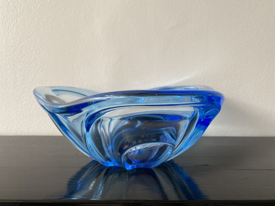 Image 1 of Gran cuenco de centro de mesa de Murano azul claro