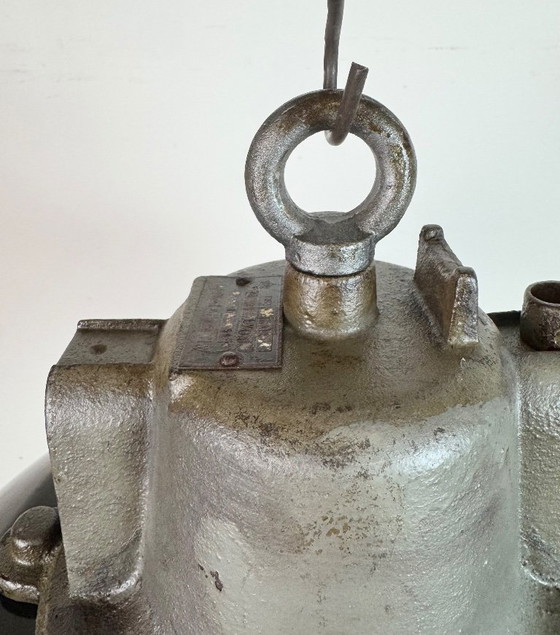 Image 1 of Industrielle Käfig-Hängelampe aus schwarzem Emaille und Gusseisen, 1960er