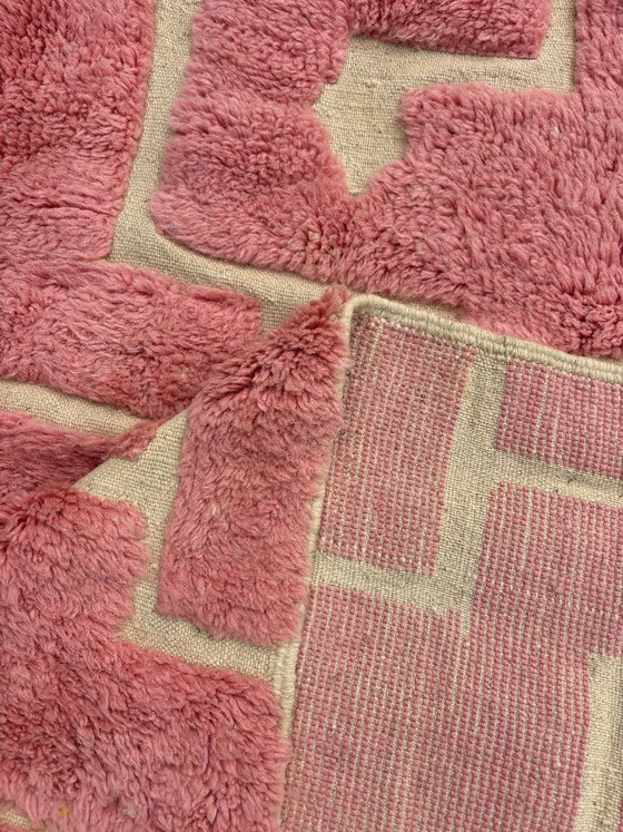 Image 1 of Marokkaans M'rirt Rose wollen tapijt 200x300 – Handgeweven | Hoogwaardig Berber tapijt