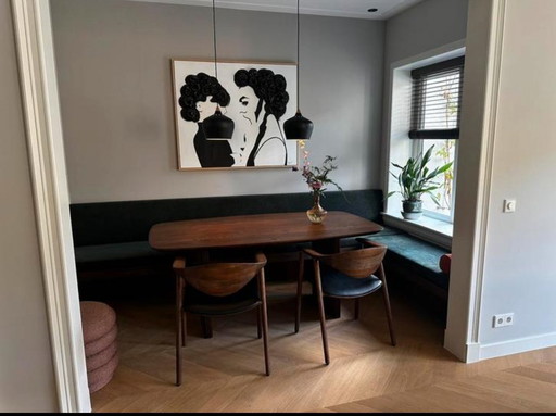 Mesa ovalada danesa de roble macizo de Meubols