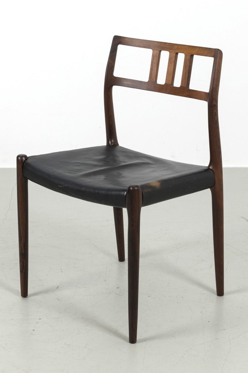 J.L. Møller Møbelfabrik Modèle 79 chaise de Niels Møller