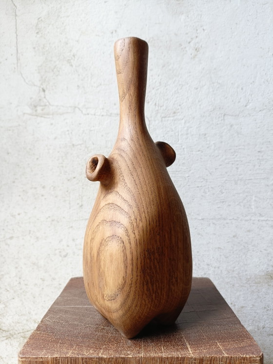 Image 1 of Vase/Skulptur aus geschnitzter massiver Eiche