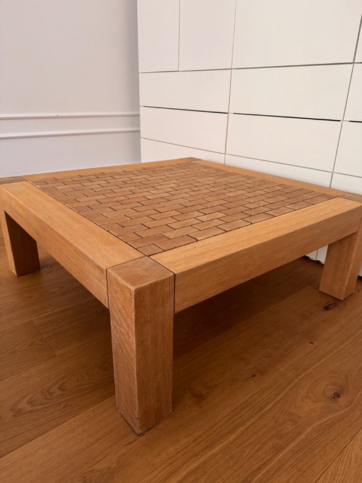 Salontafel met houten mozaïek inleg, brutalistische stijl, massief eikenhout