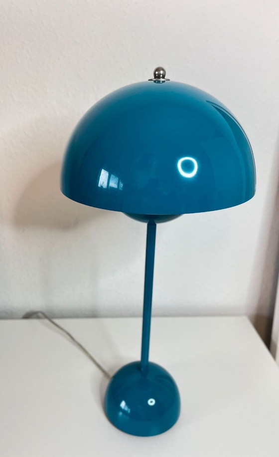 Image 1 of &Tradition Flowerpot VP3 Table Lamp Petrol Blue