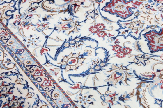 Original Hand-knotted Persian Nain 9 LA Fine Rug with Silk 385 x 260 cm – Rugs & carpets, Wool (photo 11 of 18)