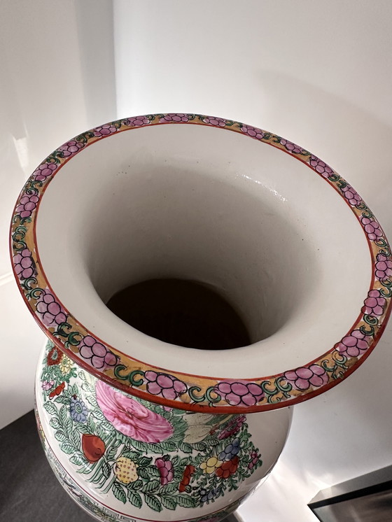 Image 1 of Grote Chinese porseleinen vloervaas