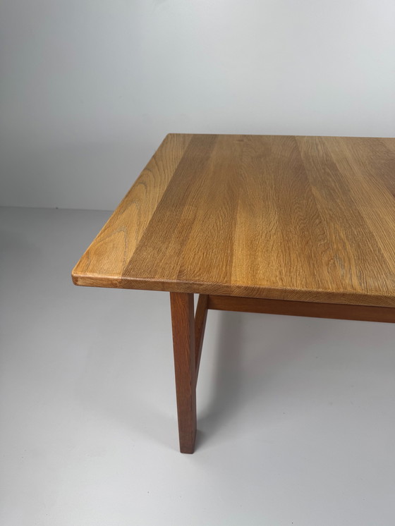 Image 1 of  Kurt Østervig para KP Møbler - Mesa de centro de roble macizo, Dinamarca Años 60