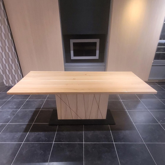 Image 1 of Mesa de comedor Rolf Benz 8800 - 200x98