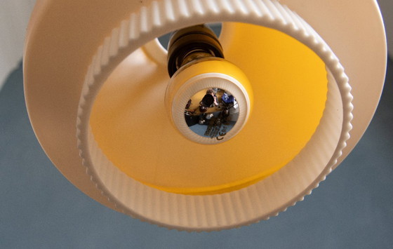 Image 1 of Gele Space Age 70er Designlampe