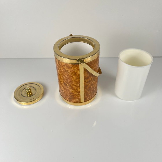 Image 1 of Vintage plastic ice bucket with elm burl effect, 1970