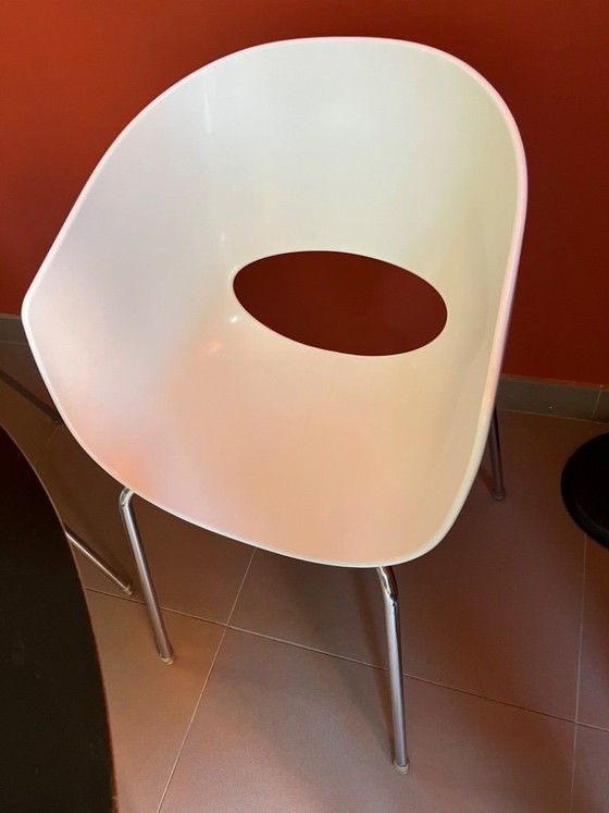 Image 1 of 4 chaises design Orbit Large de Sintesi (fabriquées en Italie)