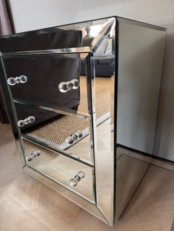 Image 1 of Eichholtz Brera Bedside Table – Mirrored – 3 lades – zeldzaam model