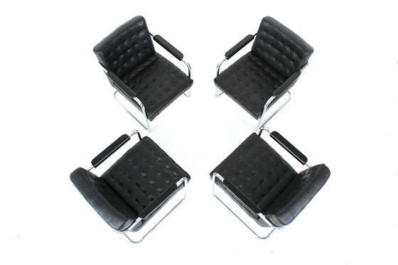 Image 1 of As new, Set of 4 Bauhaus Cantilever armchairs (Freischwinger) with premium leather and chromed tubular steel frame, 1a restored