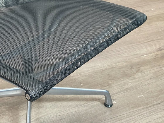 Image 1 of Sedia laterale Herman Miller Eames Aluminum Group