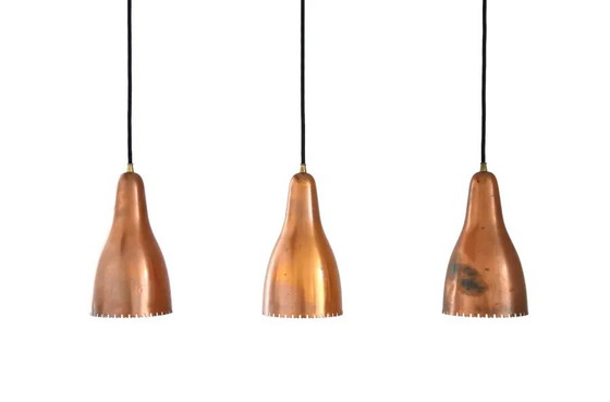 Set aus drei gebogenen Karlby-Pendelleuchten aus Kupfer für Lyfa – Copper, Mid Century Modern (photo 3 of 5)