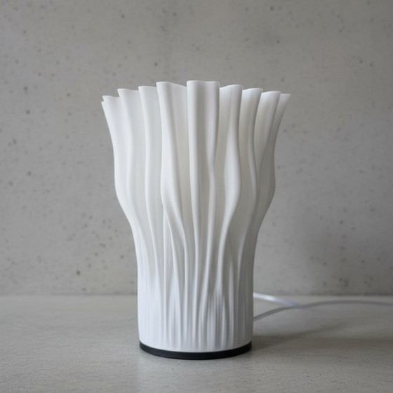 Image 1 of Sculptural table lamp – warm ambient light
