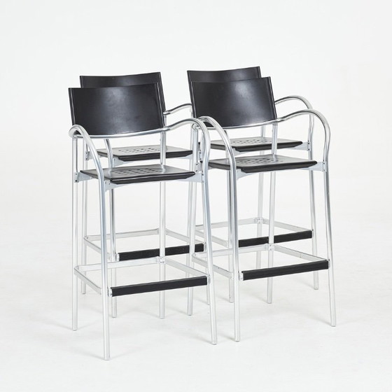 Image 1 of Carlo Bartoli — Sgabelli da bar “Breeze” (set di 4) per Segis, Italia — Acrilico e metallo cromato — Icone del design moderno
