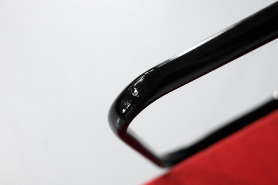 Image 1 of Sessel „EA 117“ von Charles Ray Eames für ICF USA 1969.