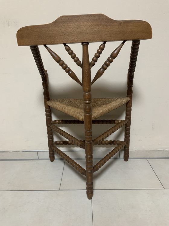 Image 1 of Niederländischer Bobbin-Eckstuhl 