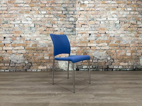 Image 1 of Design Esszimmerstuhl Blau
