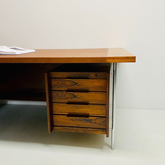 Image 1 of Mid Century Sven Ivar Dysthe para Dokka Mobler escritorio ejecutivo esquina Palisandro 1960