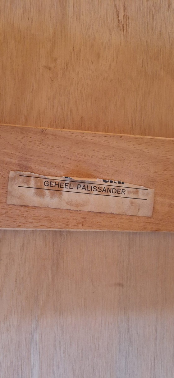 Image 1 of Extendable dining table