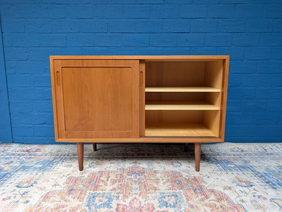 Vintage Sideboard, Hundevad, 1960s – Wood (photo 7 of 11)