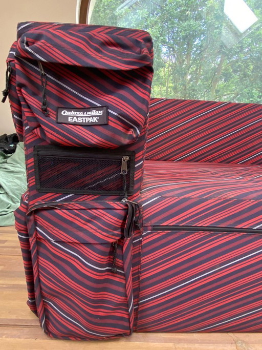 Canapé Quize & Milan pour Eastpak Built to Resi(s)t