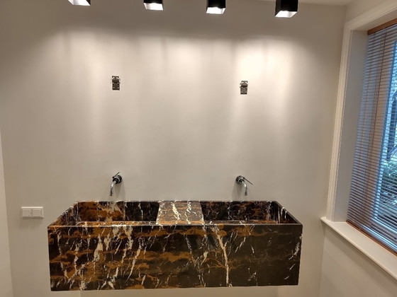 Image 1 of Unique brown marble washbasin with tray