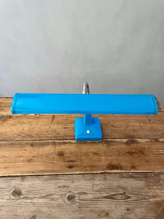 Image 1 of Lampe de bureau Glamor vintage Mid Century bleu vif du Japon