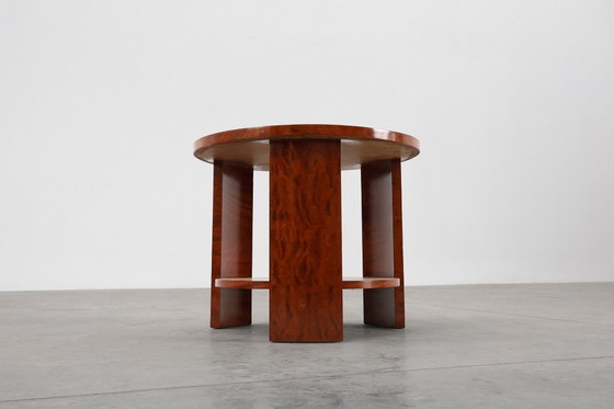 Image 1 of Round Art Deco coffee table in burl veneer, France ca. 1920