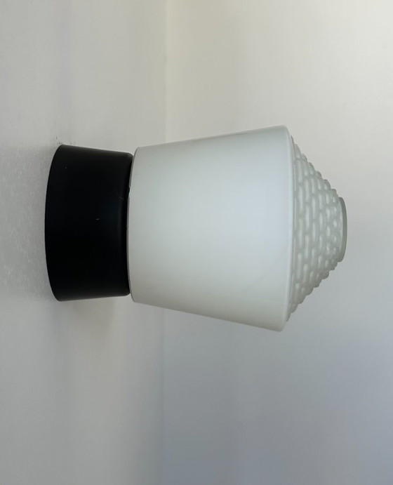 Image 1 of Coppia di applique opaline d'epoca, Paesi Bassi 1960