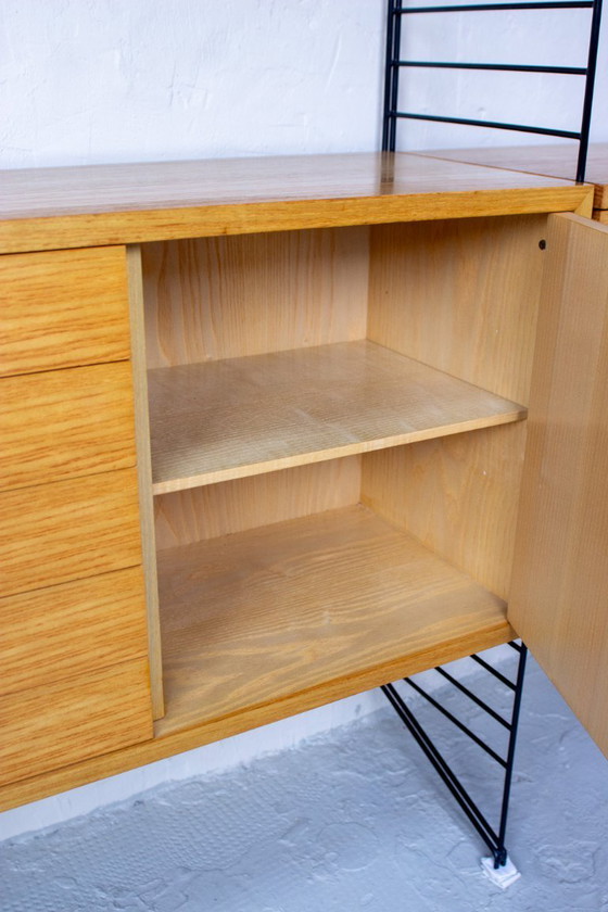 Image 1 of Mensola originale String Shelf Nisse Vintage Ash, credenza/altare