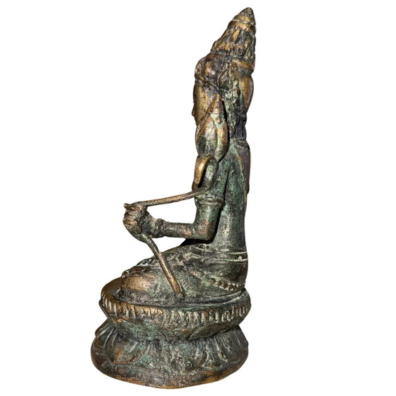 Raro Par Antiguo de Bodhisattvas de Bronce Macizo (Avalokiteshvara) – Estilo Pala-Nepalí – ca. Siglos (photo 3 of 10)