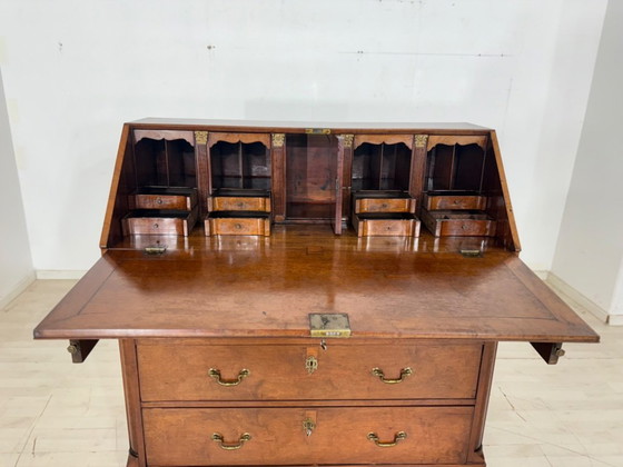Image 1 of Secretair bureau in Engelse koloniale stijl, mahoniehouten kast, antiek, circa 1900.