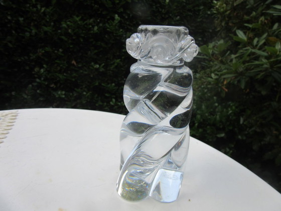 Schwerer Baccarat-Kerzenständer aus Kristall, gedrehte Aladdin-Silhouette, 16 cm hoch, Mid-Century Modern (photo 12 of 12)