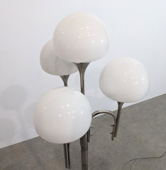Image 1 of Schitterende G.Sciolari vloerlamp met vier lampen uit de jaren 60.