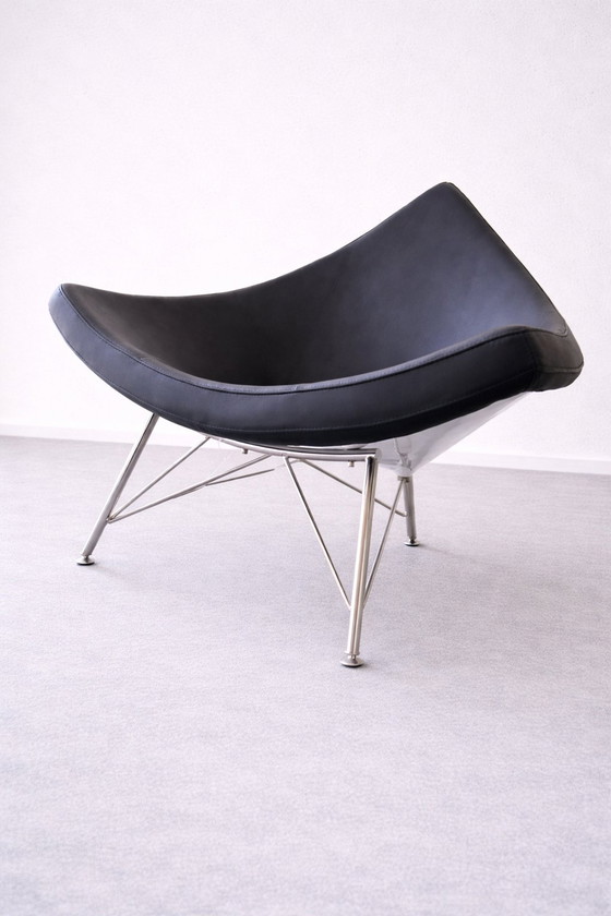 Image 1 of Poltrona di design ispirata alla Coconut Chair – pezzo contemporaneo