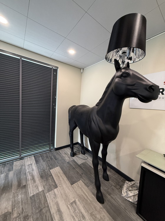 Image 1 of Pferd mit Lampe von Moooi