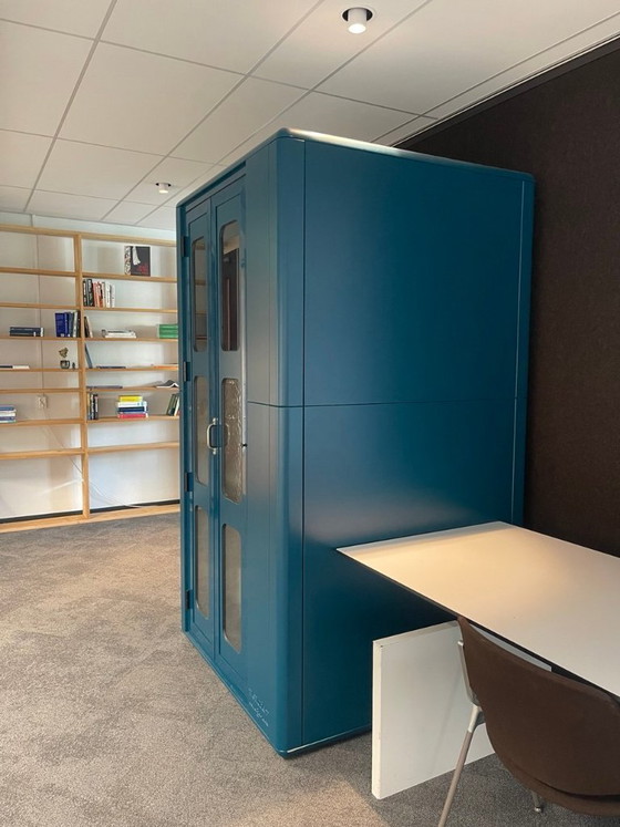 Image 1 of Cabine téléphonique acoustique WeWork+ StudioBricks / Espace de travail modulable - À récupérer à Amsterdam, Pays-Bas