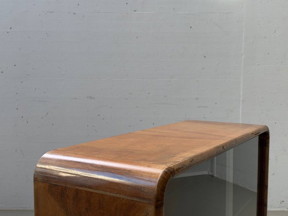 Art Deco Display Cabinet – Walnut, Glass Sliding Doors, 1940s – Storage cabinet, Wood (photo 17 of 17)