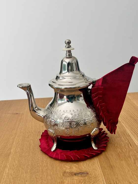 Image 1 of Teiera tradizionale marocchina placcata in argento