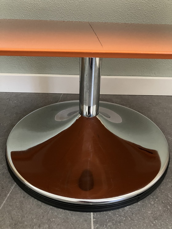 Image 1 of Tavolino girevole in acciaio arancione vintage Kare Design
