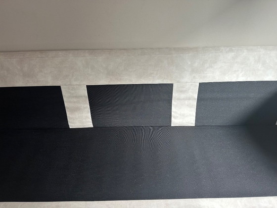 Image 1 of Wunderschönes Enzo Luca Ombre 3,5-Sitzer-Sofa mit passendem Hocker – ecrufarbener Samt