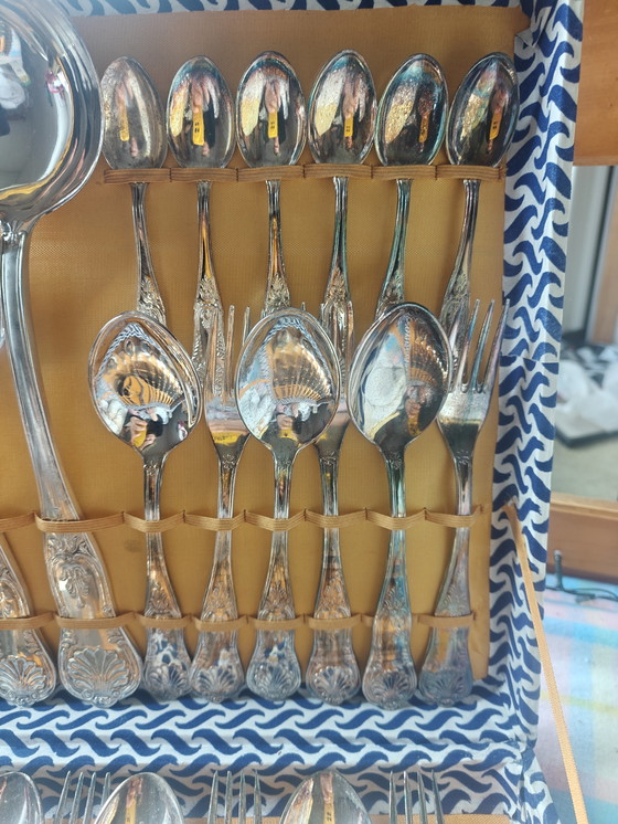 Image 1 of Elegante juego de cubiertos plateados de 70 piezas – Decoración clásica Rocaille/Shell