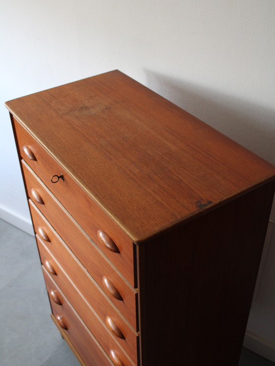 Image 1 of Vintage Danish teak chest of drawers, tall and narrow!