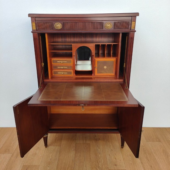 Image 1 of Antieke Mahoniehouten Secretaire in Empire-stijl