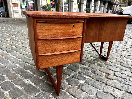 Image 1 of Bureau "Boomerang", di P.Løvig Nielsen, Danimarca, anni '50-'60